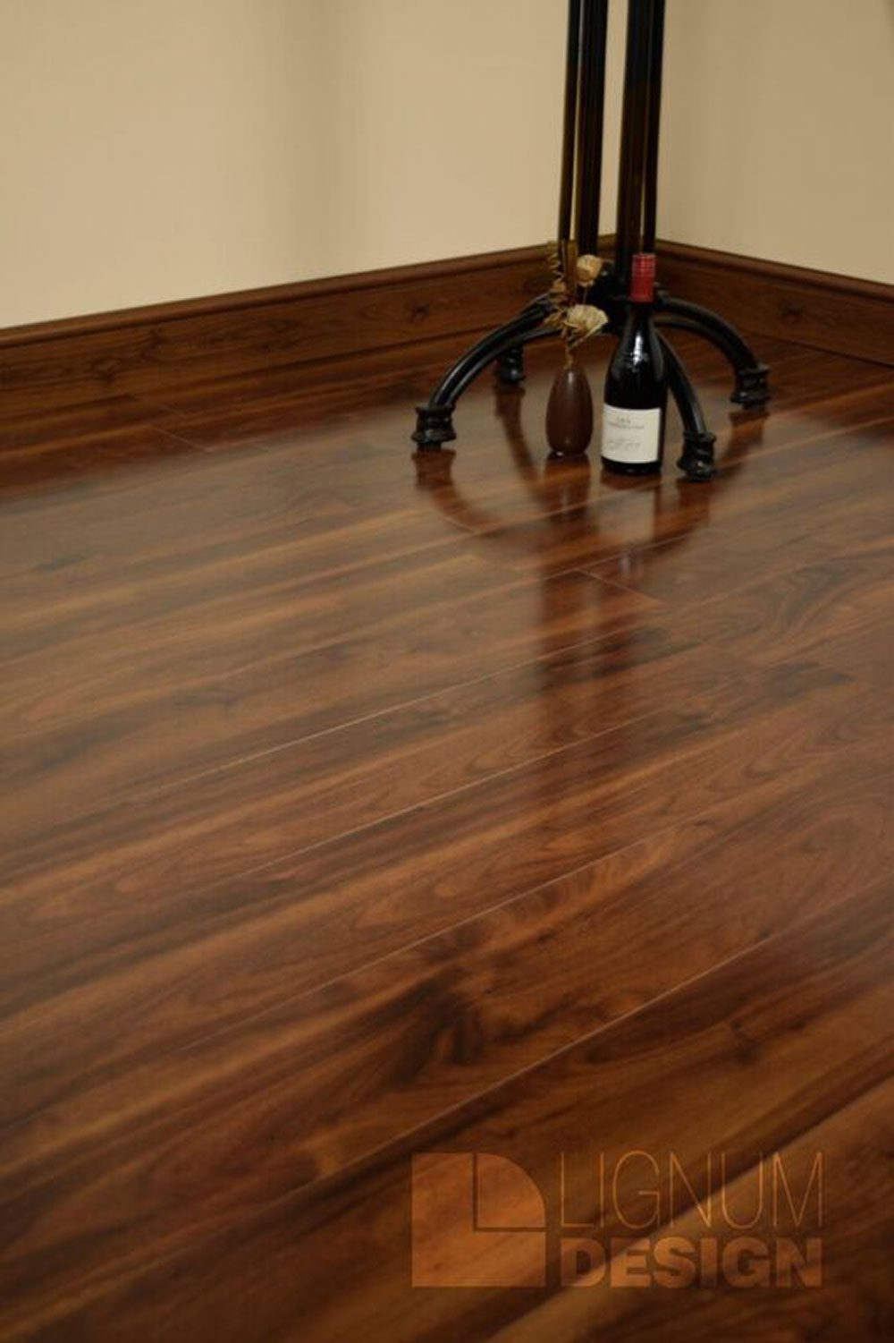 American Walnut Gloss Laminate Flooring, American Laminate Flooring